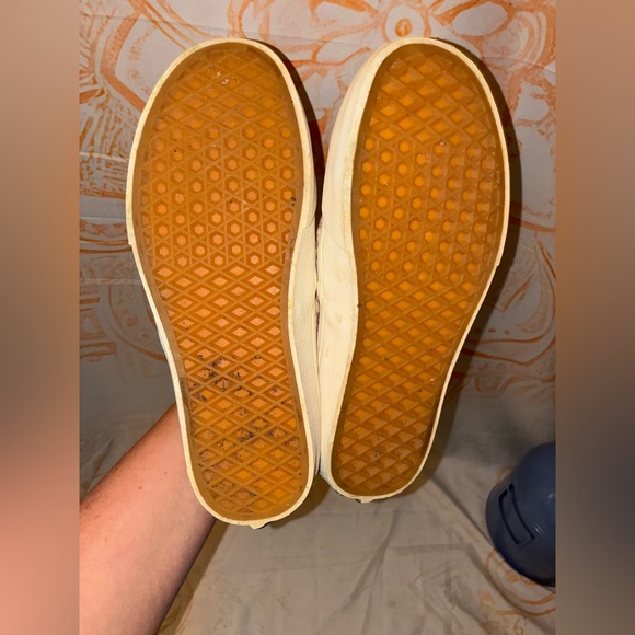 Vans Women's Sneakers - Cream and White - Picture 6 of 7